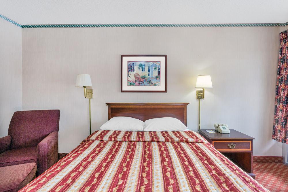 Days Inn By Wyndham Lexington Ngoại thất bức ảnh